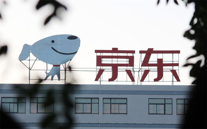 互聯網企業集體求變 是公司“瘋癲”還是你看不穿？